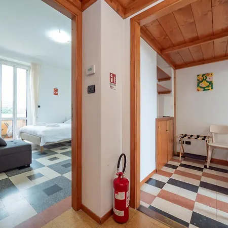 I-host - Vallarsa 22 Lägenhet Milano